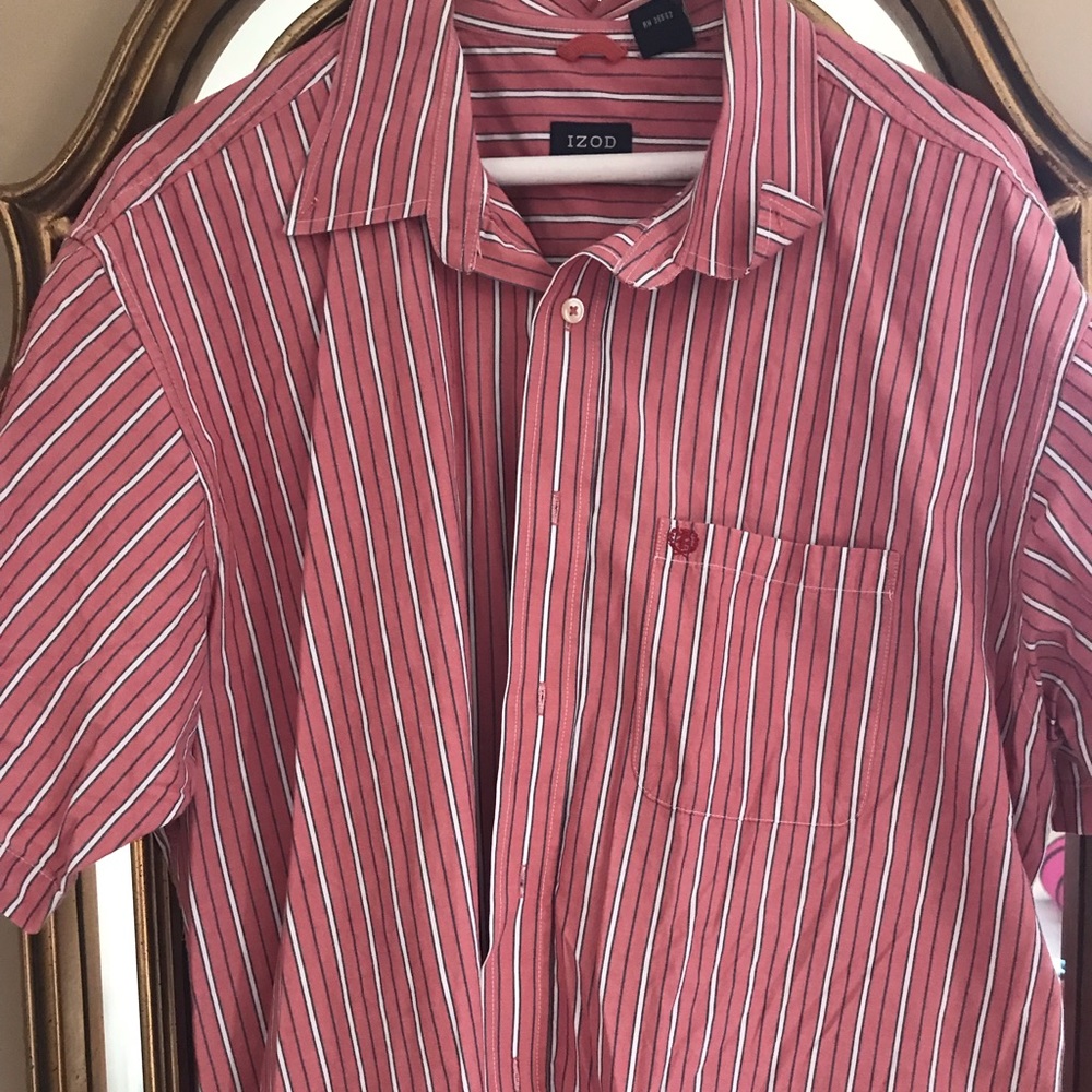 🍉IZOD SHORT SLEEVE BUTTON DOWN